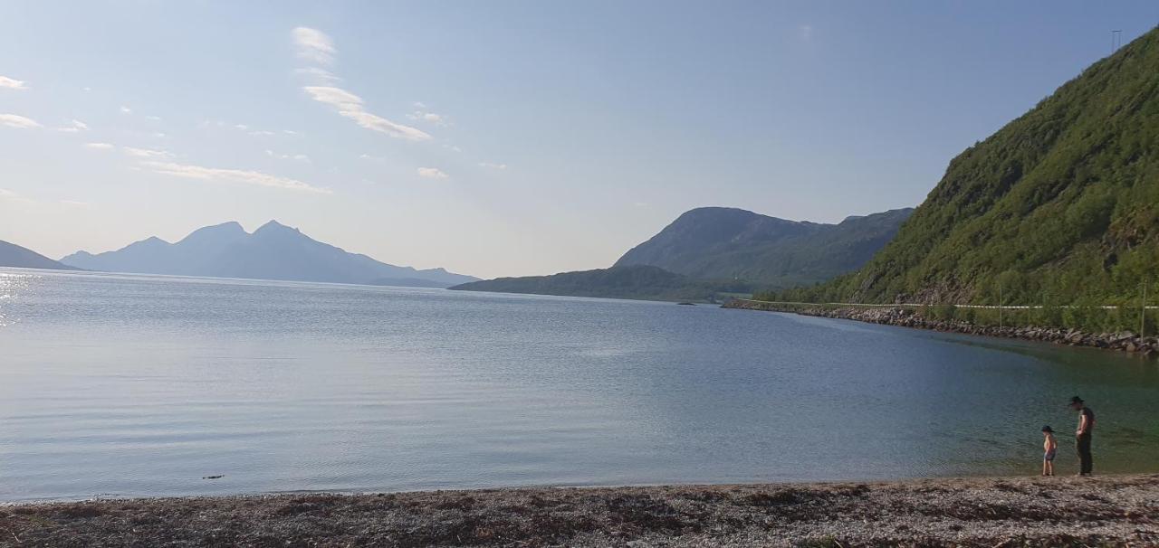 Tromsoapartment Silent Area With Nice View I Have Warm Caravan For Rent Same Place, 4 People Экстерьер фото