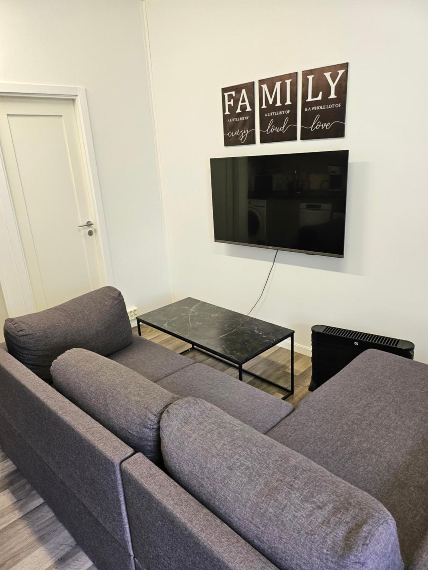 Tromsoapartment Silent Area With Nice View I Have Warm Caravan For Rent Same Place, 4 People Экстерьер фото